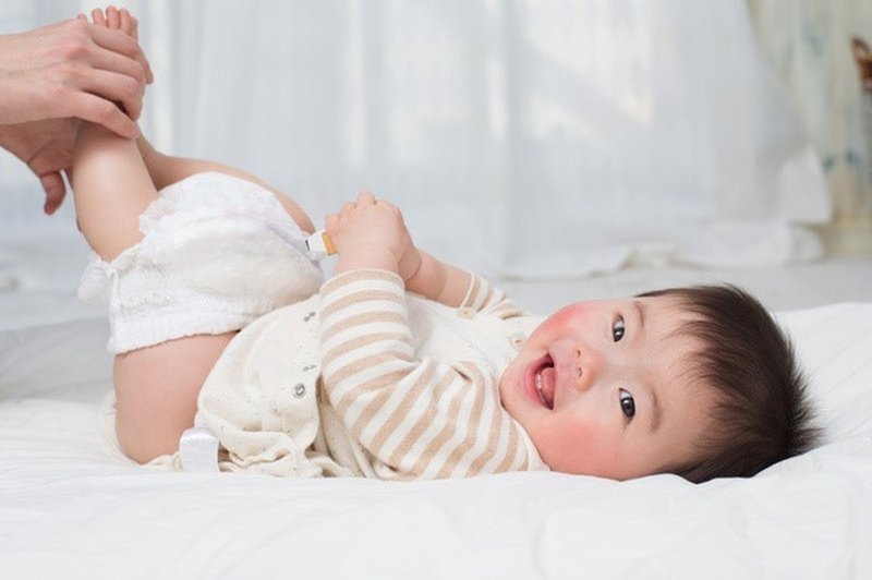 Cách chữa hăm tã cho trẻ sơ sinh an toàn