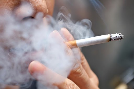 Hút thuốc lá có thể làm tăng tốc độ tiến triển của bệnh đa xơ cứng