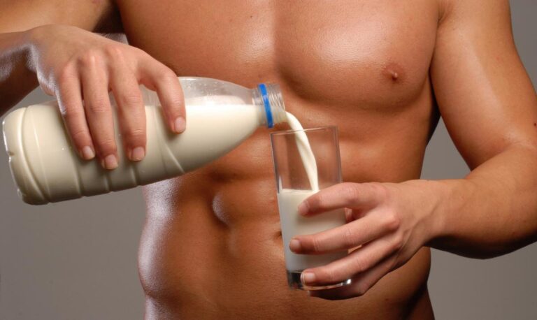 Nam giới uống sữa đậu nành có tốt không?