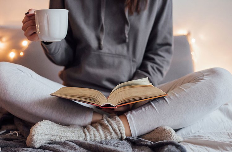 Lợi ích của việc đọc sách trước khi đi ngủ