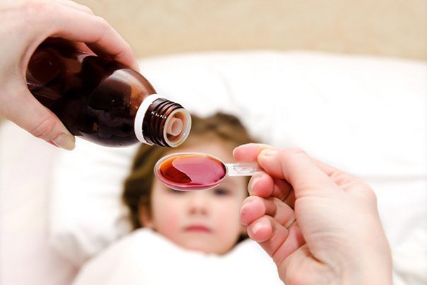 Khi nào nên dùng thuốc ho trẻ em?