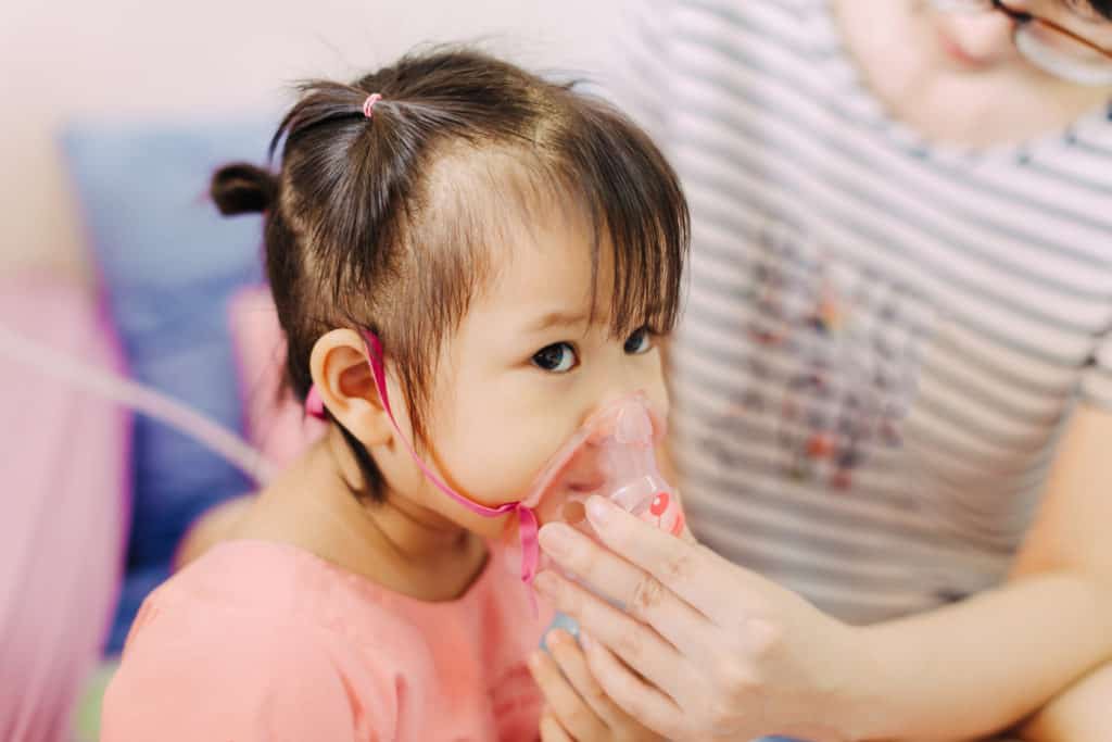Điều trị viêm phổi không điển hình do vi khuẩn ở trẻ em