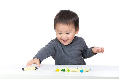 Trẻ 22 tháng tuổi: Chế độ dinh dưỡng và chăm sóc răng miệng