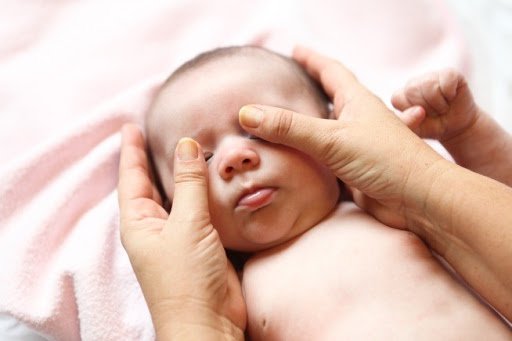 Những bệnh về mắt thường gặp ở trẻ sơ sinh