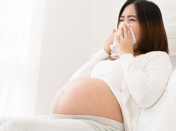 Vì sao bị viêm mũi trong thai kỳ?