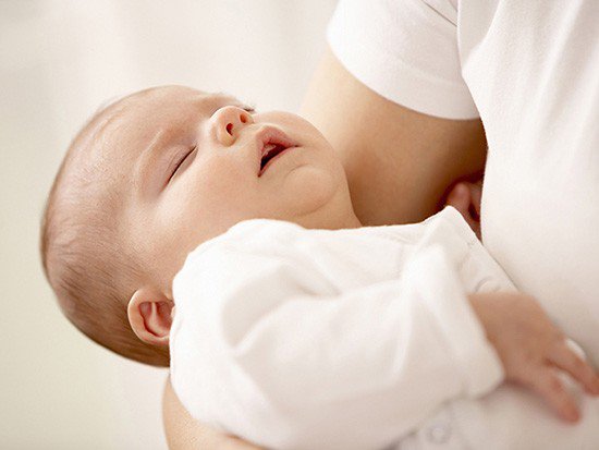 Dấu hiệu viêm đường hô hấp trên ở trẻ sơ sinh