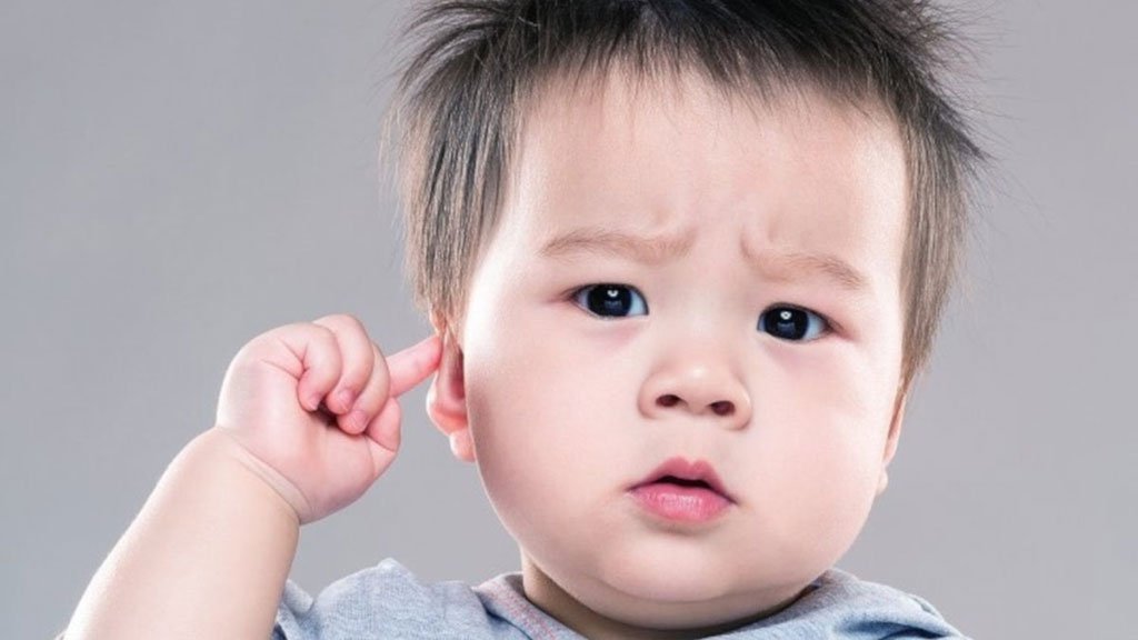 Các dấu hiệu nhận biết sớm khiếm thính ở trẻ nhỏ