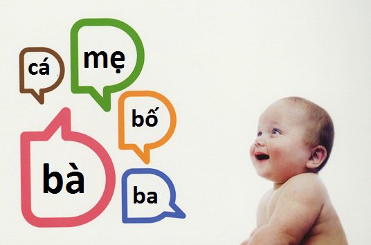 Trẻ phát triển ngôn ngữ thế nào trong 4 năm đầu đời?