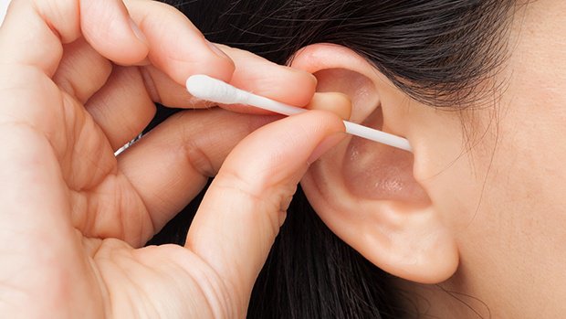 Ngứa tai kèm chảy dịch là dấu hiệu bệnh gì?
