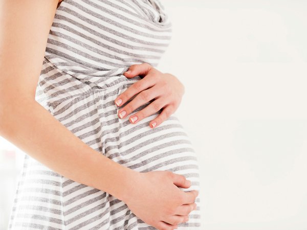 Phụ nữ bị đột biến gen MTHFR 1298 AC có thai 4 tuần phải làm gì?