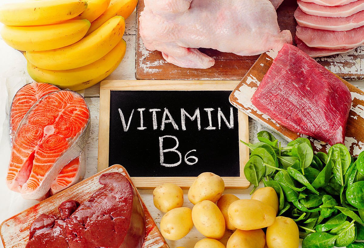 Các nguồn thực phẩm giàu vitamin B6 bao gồm thịt nội tạng, đậu xanh, cá ngừ