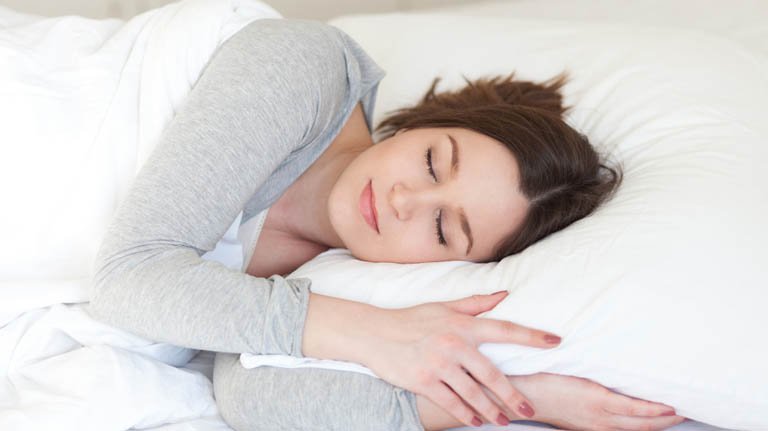 Quan hệ tình dục giúp ngủ ngon